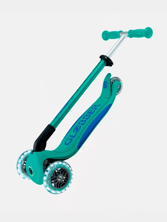 Uch g'ildirakli samokat Globber Primo Foldable Plus Lights