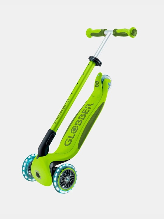 Glober Go Deluxe Flash Lights uch g'ildirakli skuter