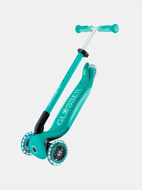 Glober Go Deluxe Flash Lights uch g'ildirakli skuter