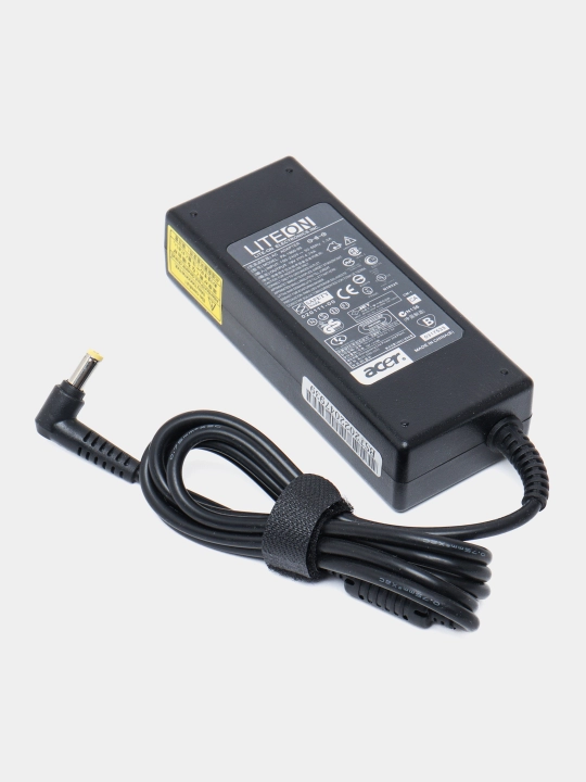Quvvatlovchi Acer 19V 4,74A vilka uchi o'lchami: 5.5 mm - 1.7 mm - 