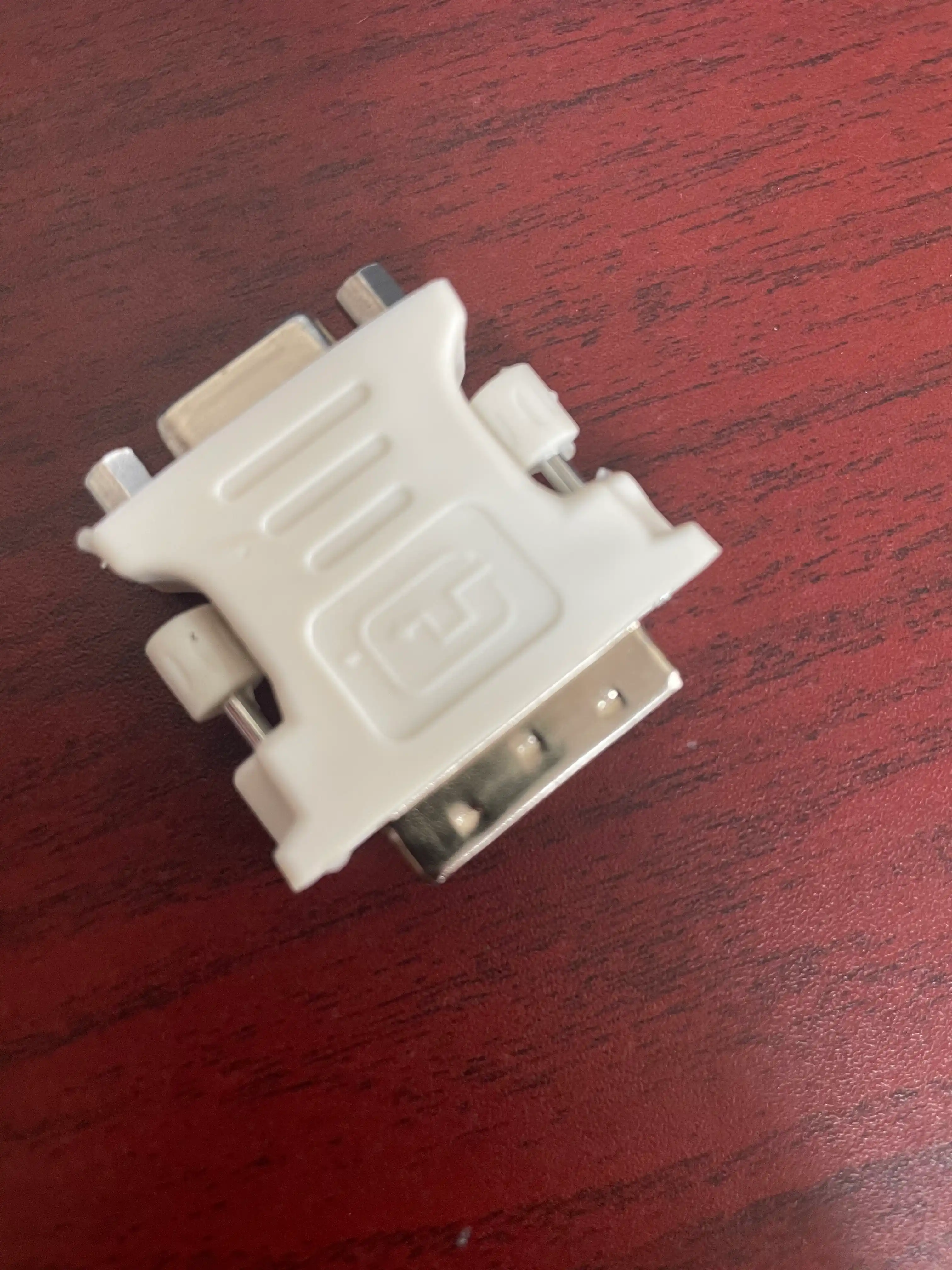 Переходник DVI на VGA для компьютера, проектора