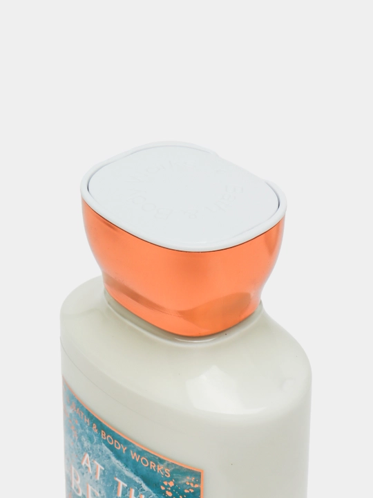 BATH AND BODY WORKS tana uchun namlantiruvchi parfyumeriya losyoni, 236 ml