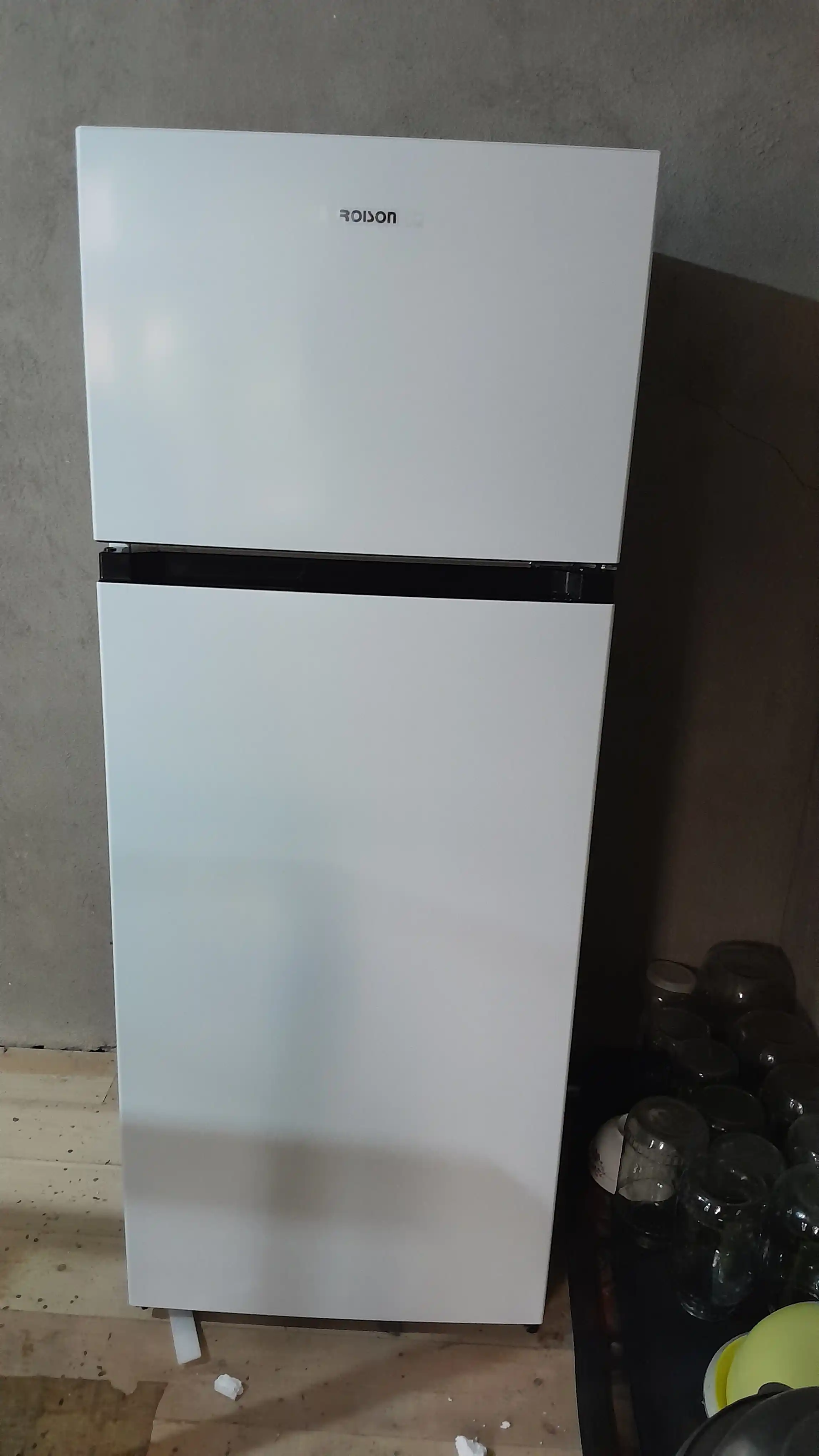 Sovutgich Roison RHWG DF2-27, 205 litr