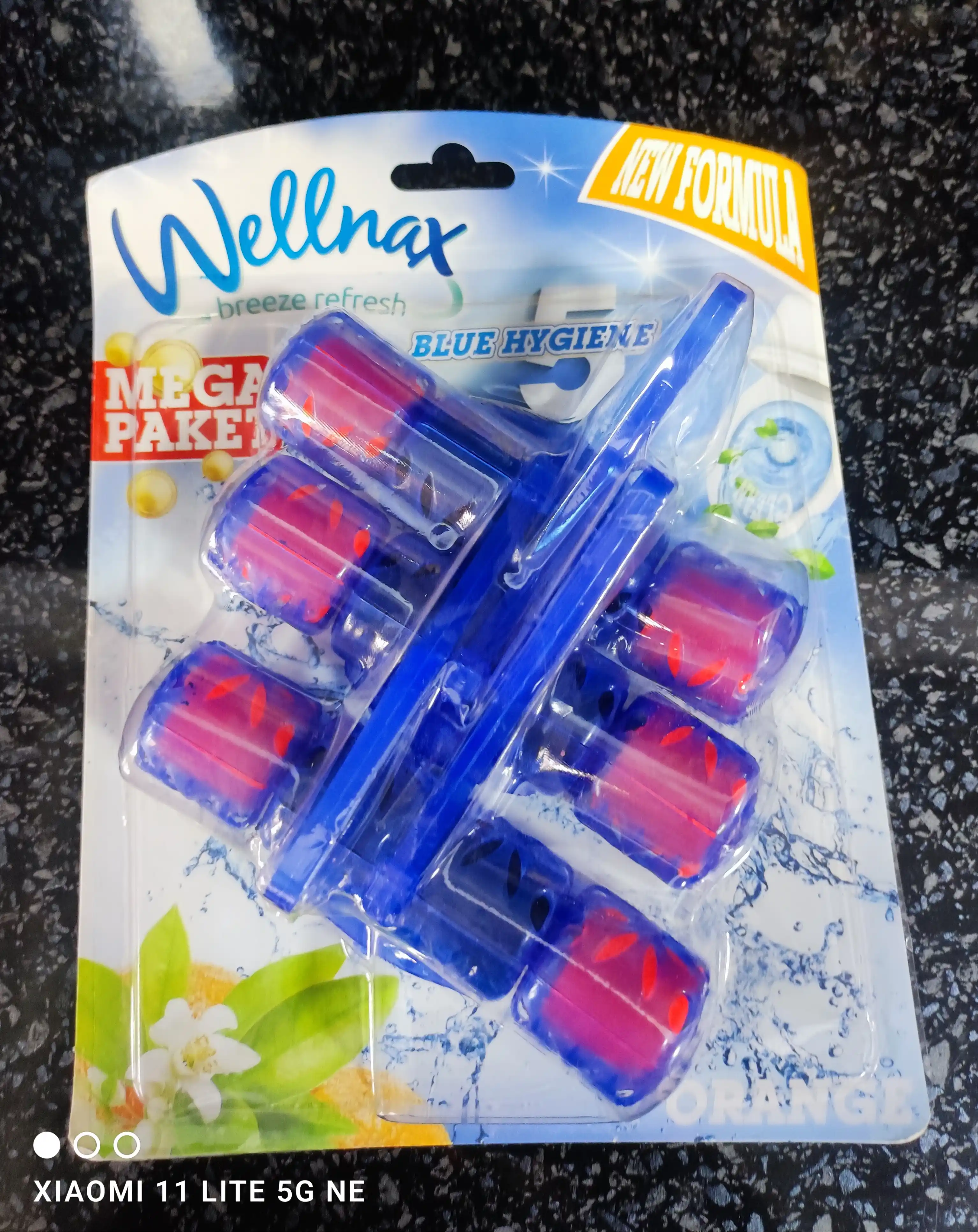 Блок ободок для туалета Wellnax Голубая вода, 3 * 50 г