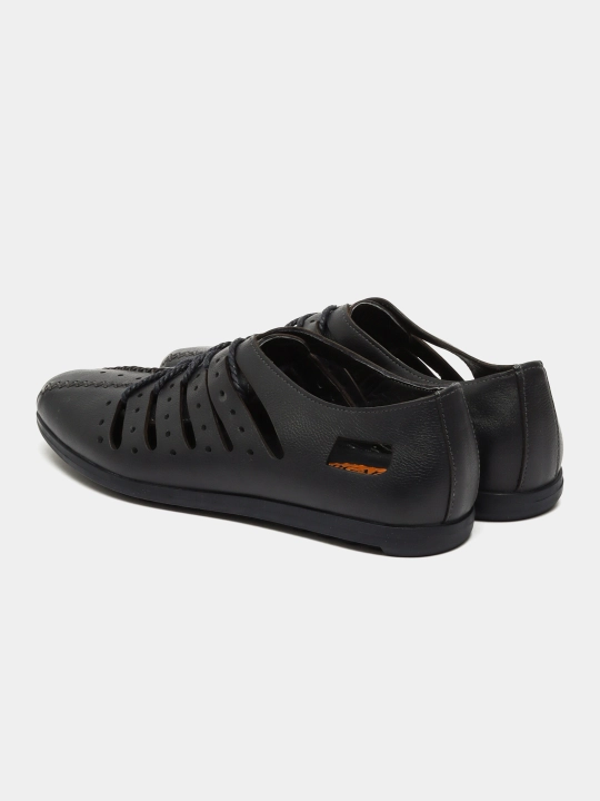 Erkaklar uchun haqiqiy charm mokasinlar, Edgar, 39-44