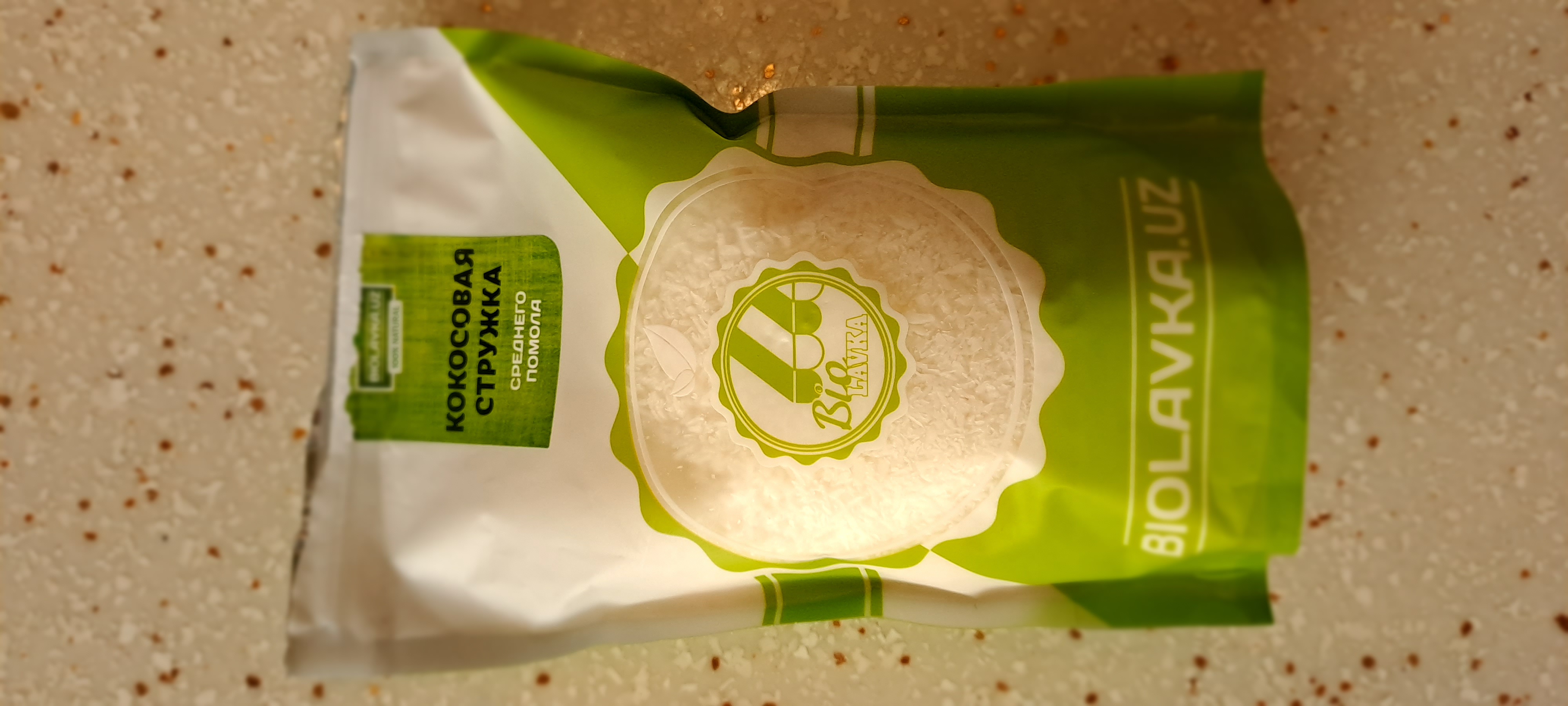 Organik o'rtacha maydalangan kokos yong'og'i Biolavka parchalari, 250 g