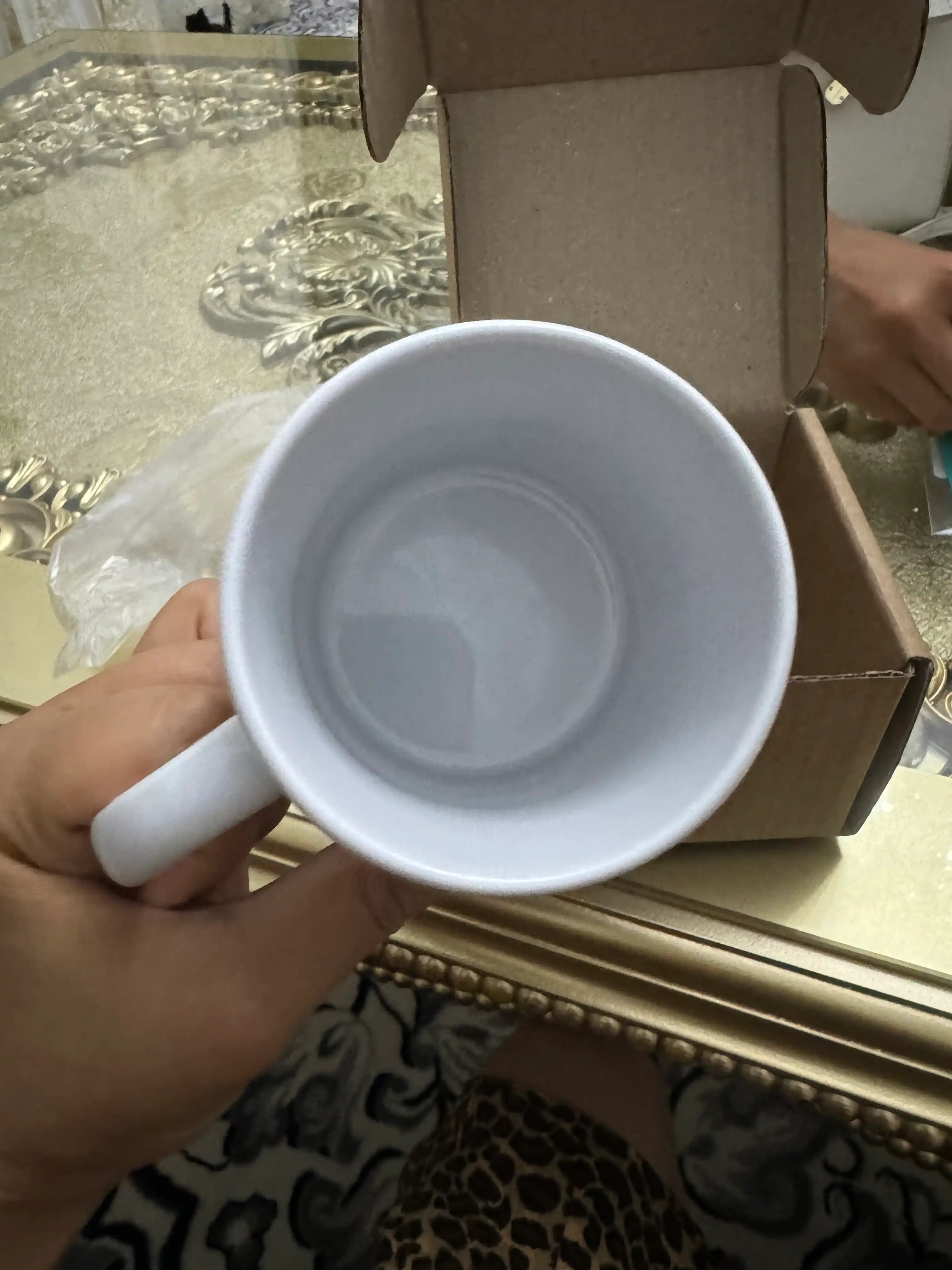 Sevimli dadam" muhri bilan krujkalar seriyasi