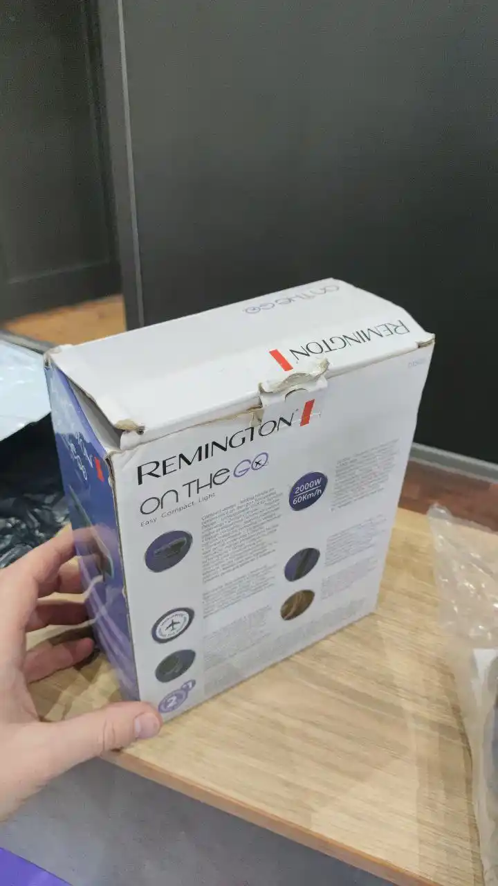 Фен для волос Remington On The Go D1500 дорожный, 2000 Вт