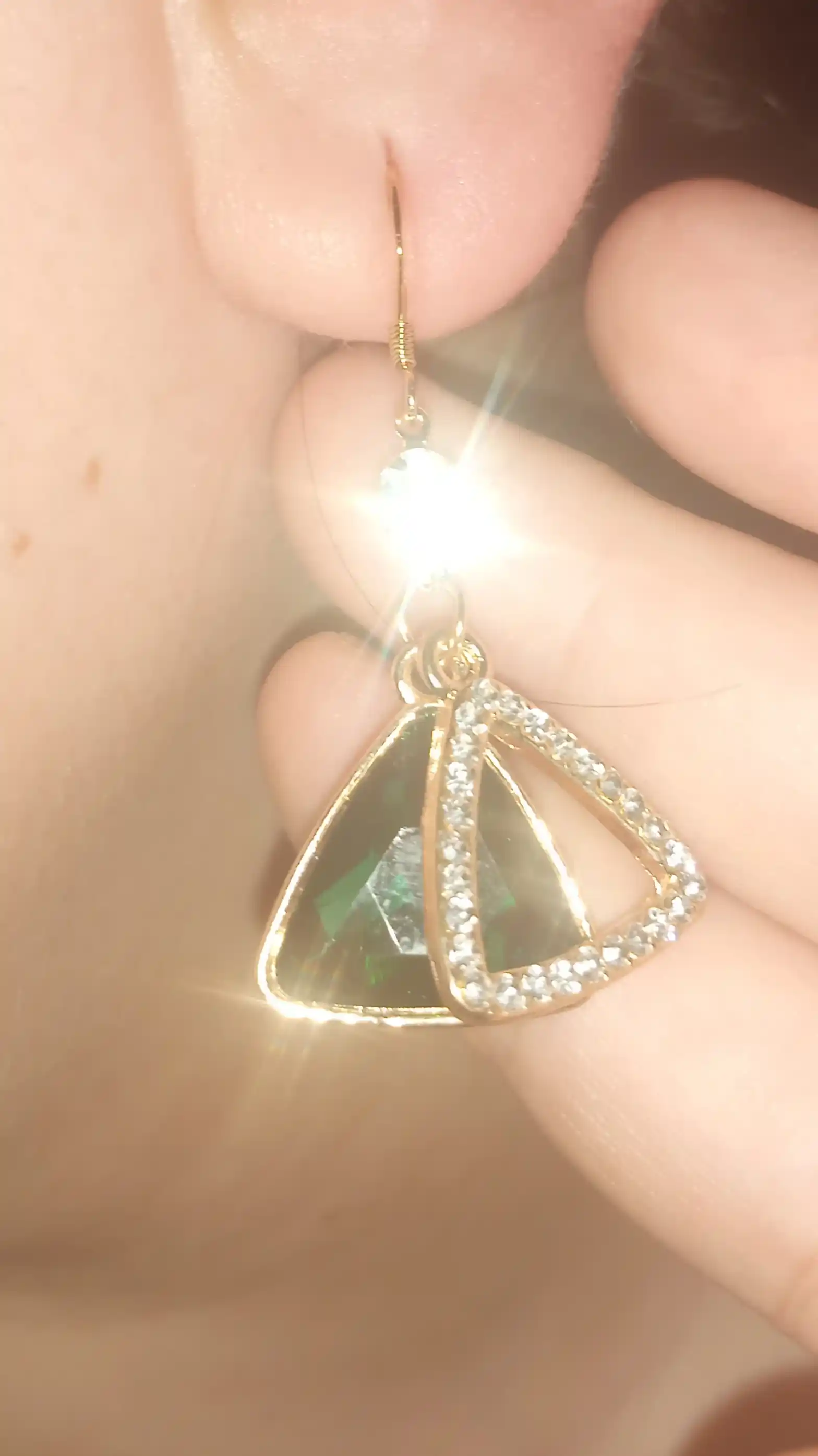 Серьги с камнями