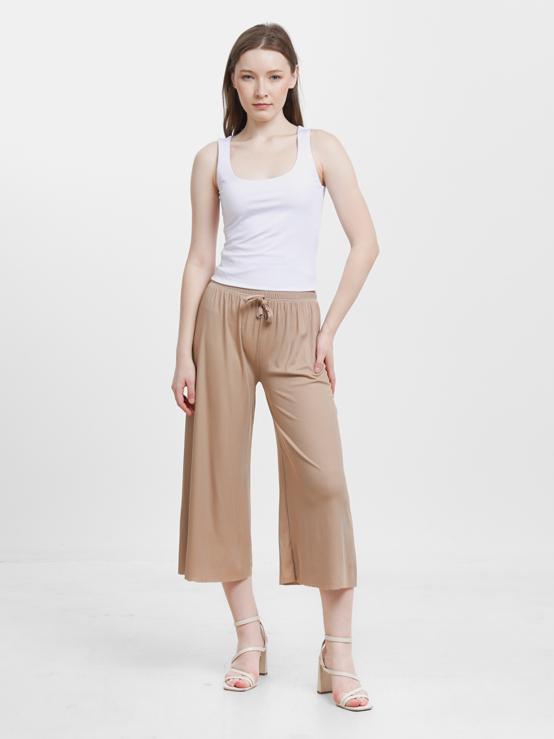 Qiz uchun ikki marta kirish