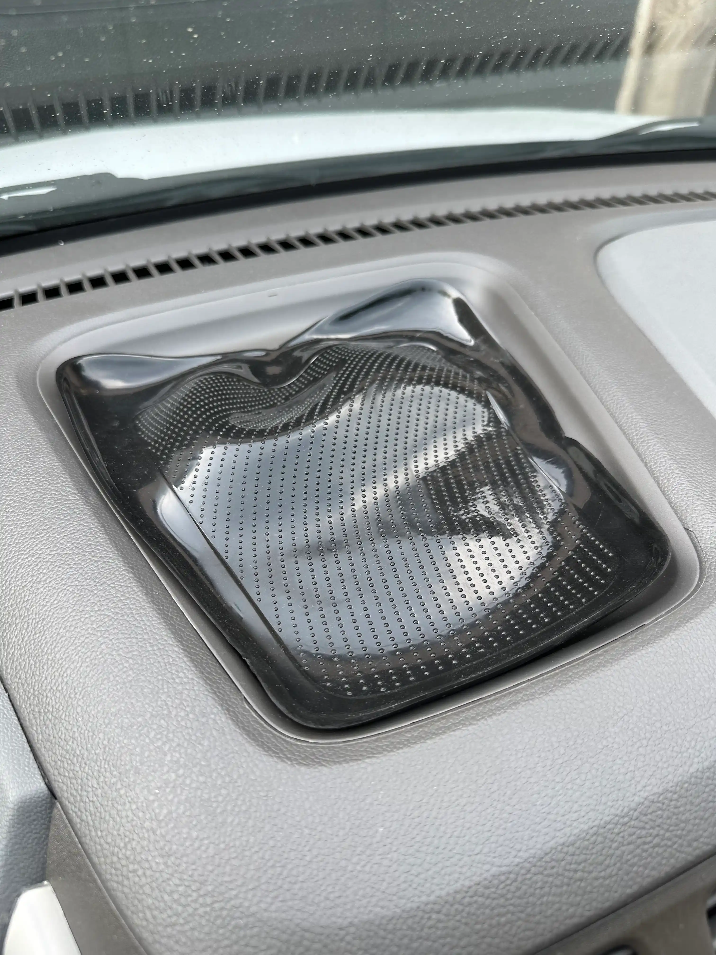 Torpedaga va konsolga rezinali gilamlar to'plami Сobalt, Spark, Damas, Gentra/Lacetti