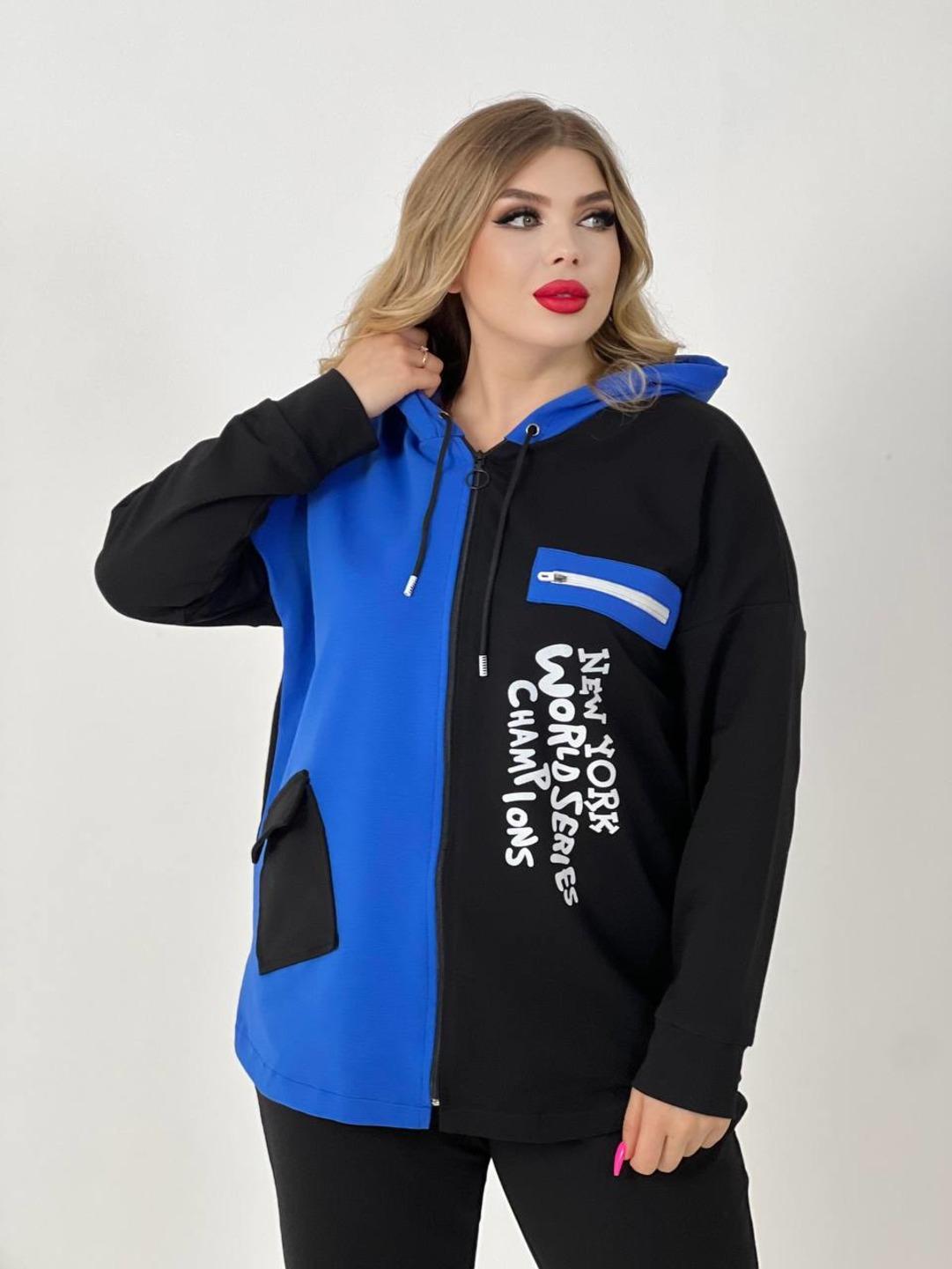 Ularning uyga bostirib kirib, qiz bilan jinsiy aloqa qilishlari aks etgan video.