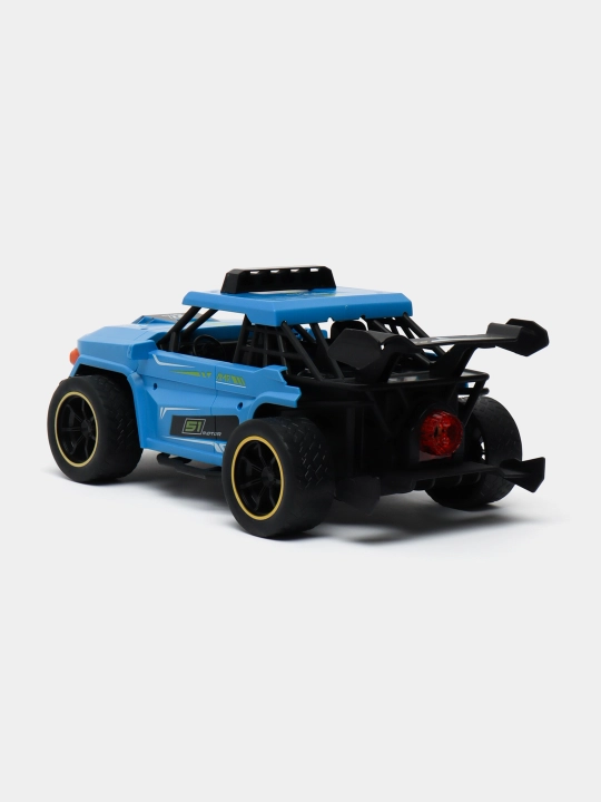 Radio boshqaruv poyga mashinasi Spray Runner, bug'ni chiqaradi