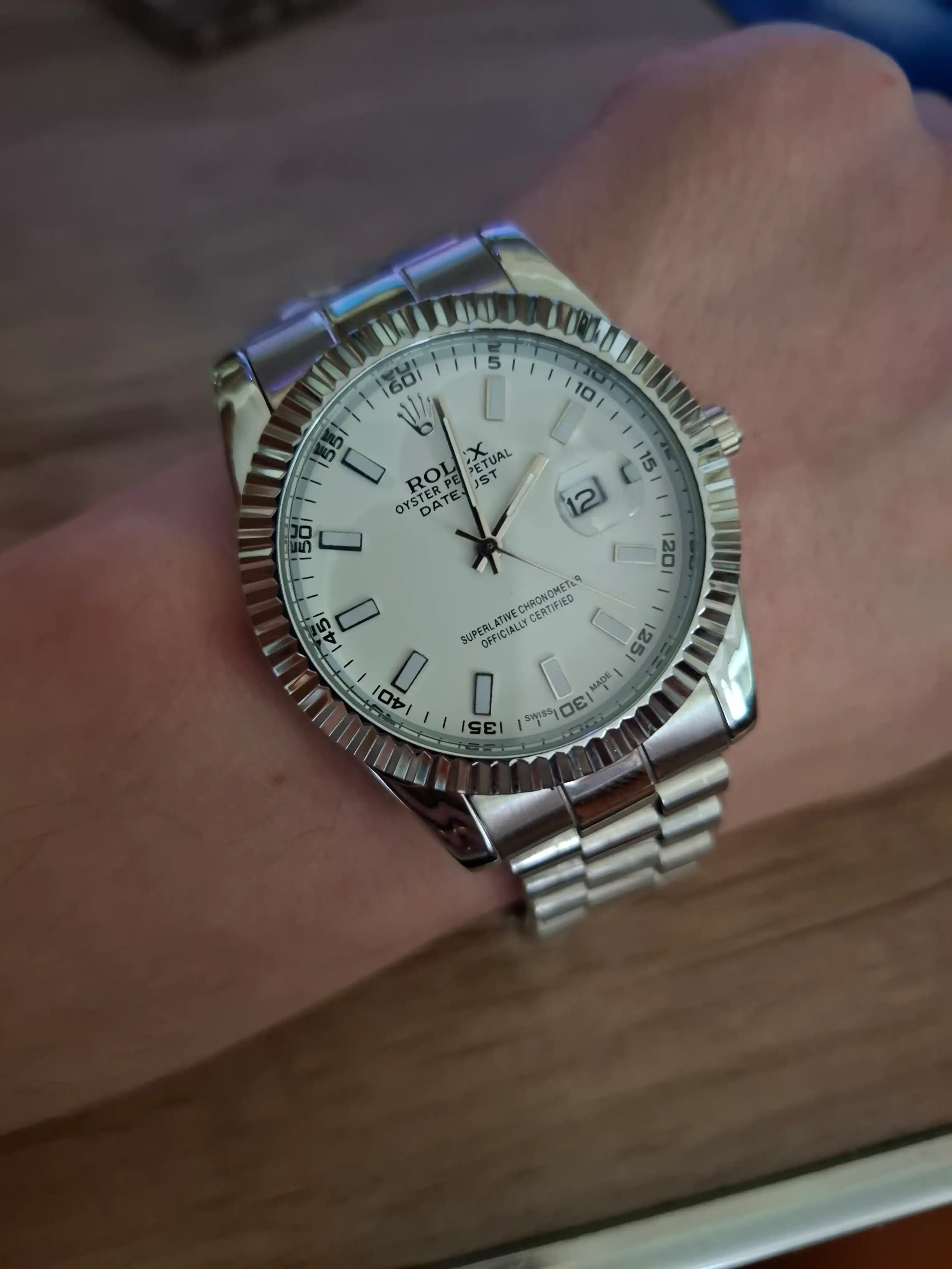Erkaklar qo'l soati Datejust, kvarts mexanizmli, sovg'a qutisida