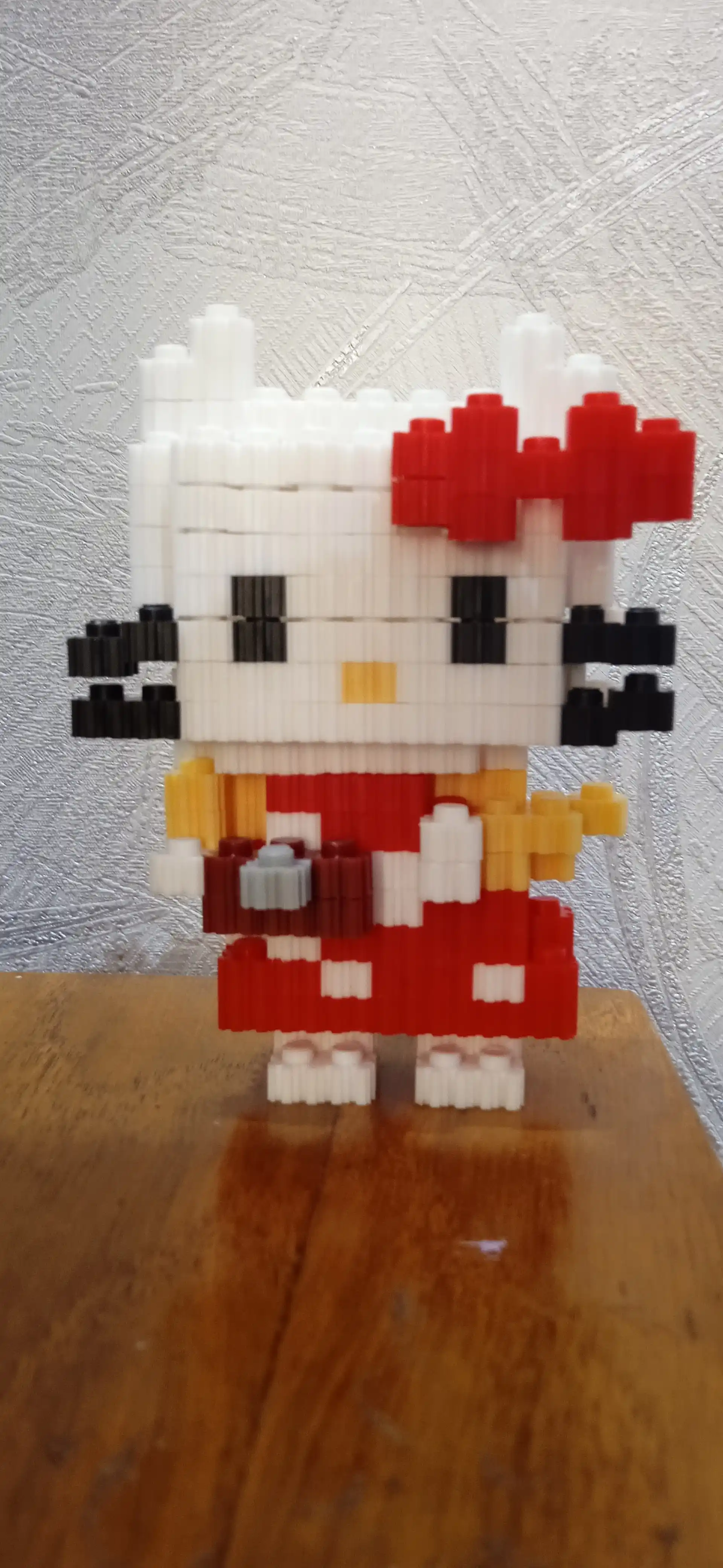 Конструктор лего 3D из миниблоков, разные виды Kuromi, Hello Kitty, Marvel, DC, Sanrio