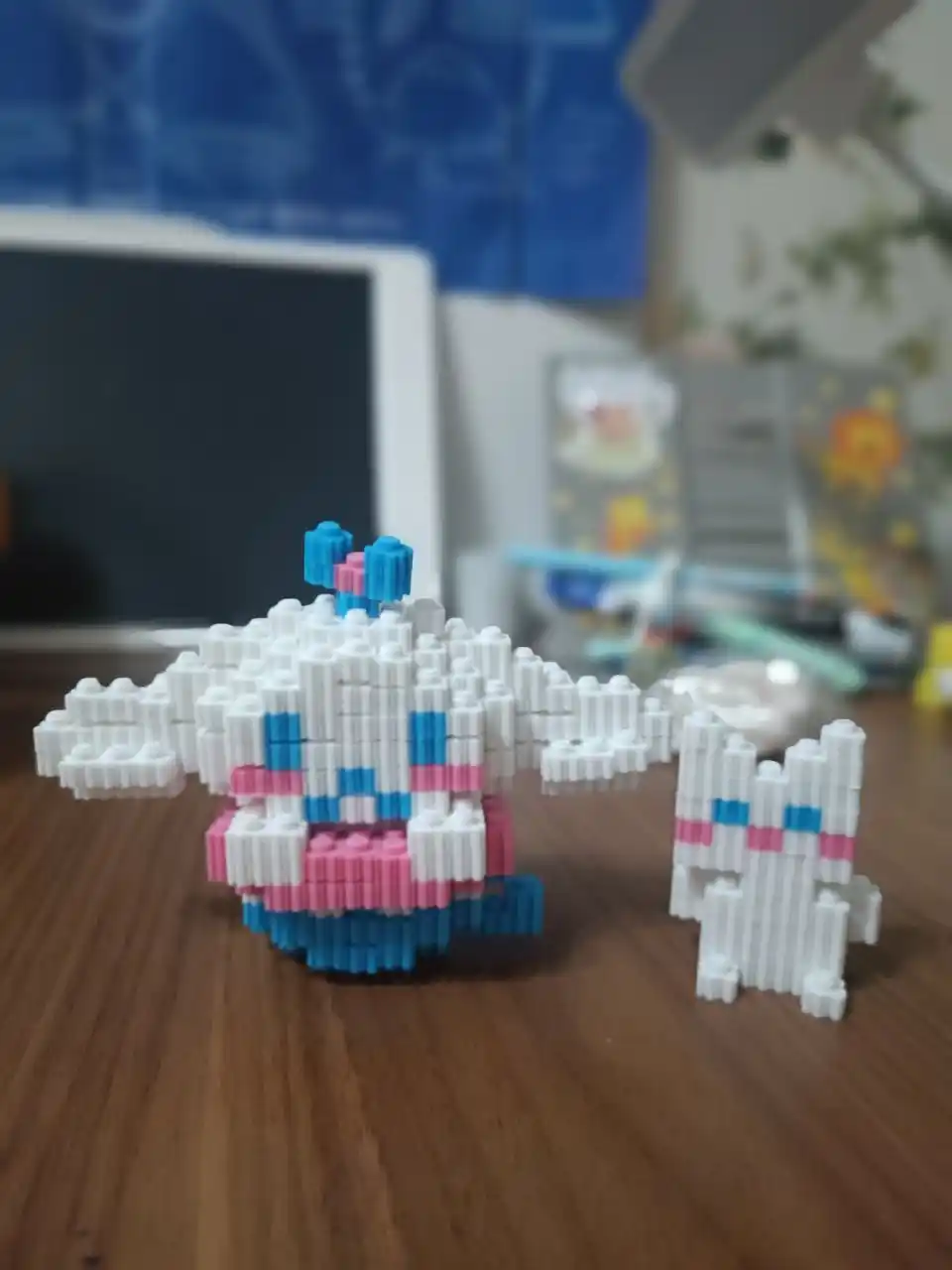 Конструктор лего 3D из миниблоков, разные виды Kuromi, Hello Kitty, Marvel, DC, Sanrio