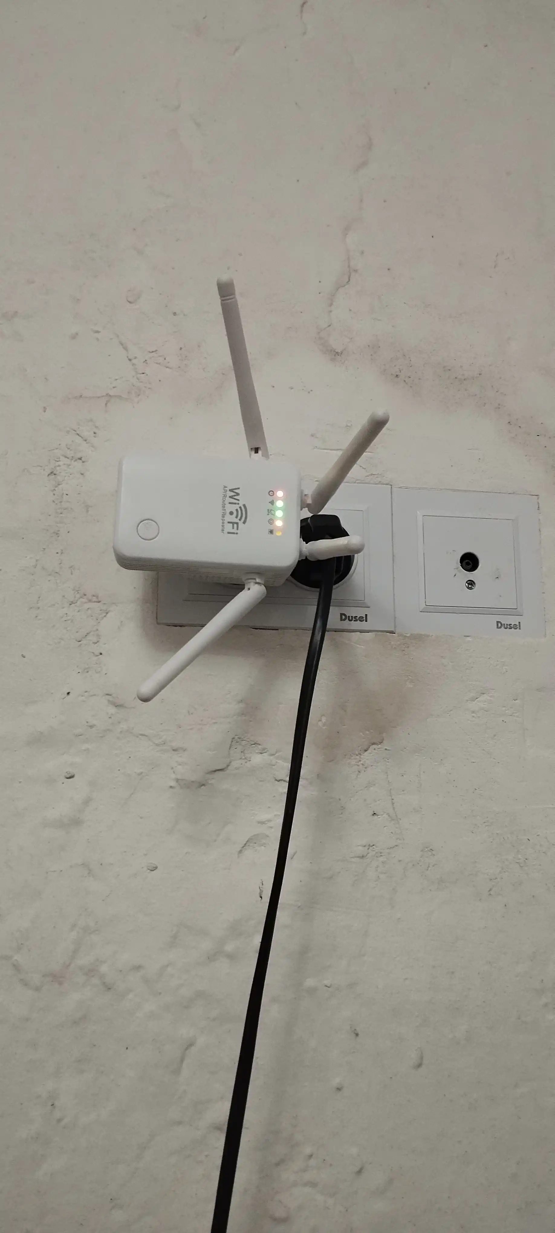 WiFi router takrorlagichi, 300 Mb/s, 2.4 GHz