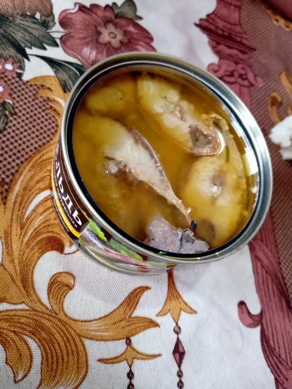 Сельдь За родину, атлантическая натуральная в масле, 185 г