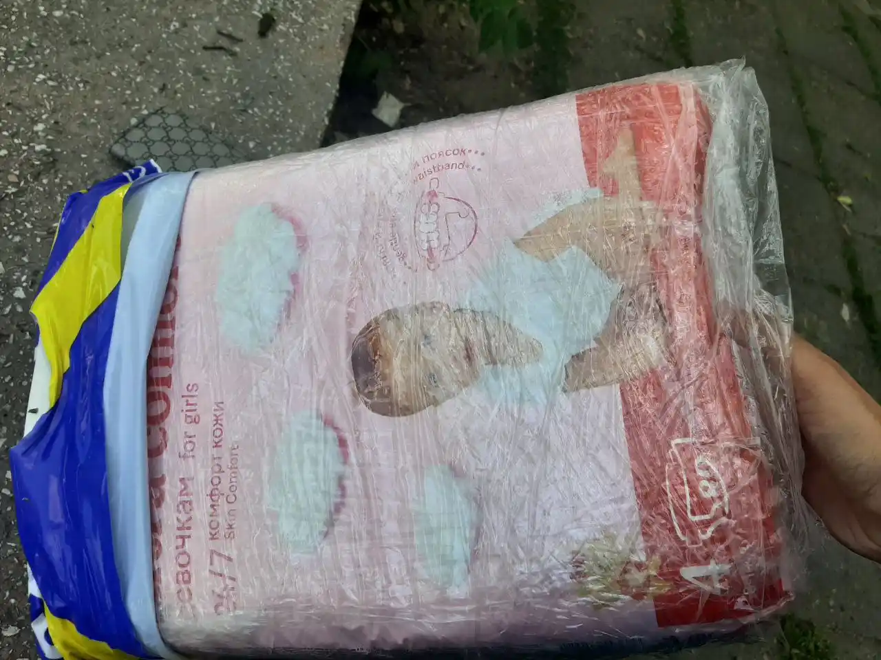 Подгузники Huggies Ultra Comfort для девочек 8-14кг, 4 размер, 80шт