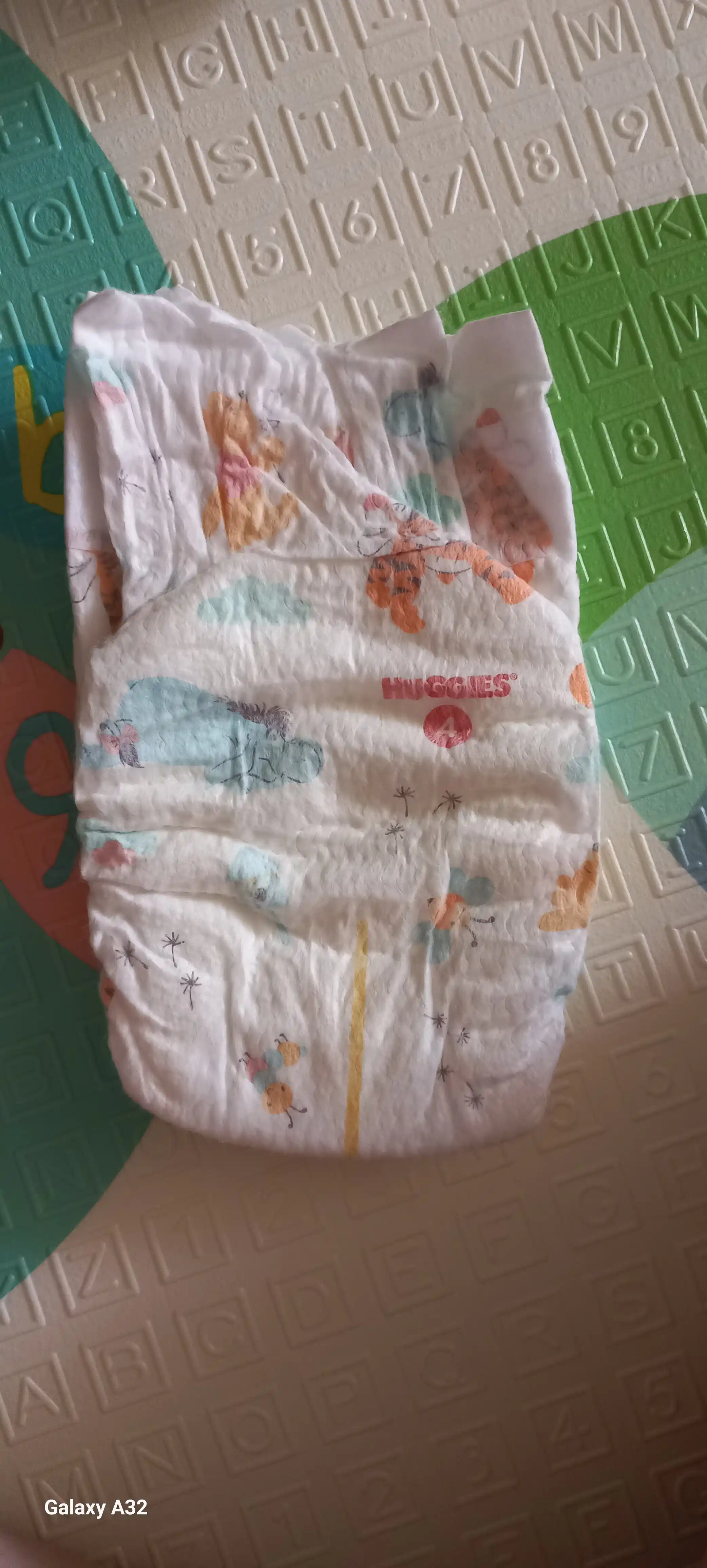 Tagiklar Huggies Elite Soft 8-14 kg, 4 o'lcham, 33 dona