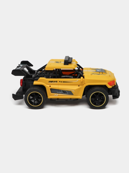 Radio boshqaruv poyga mashinasi Spray Runner, bug'ni chiqaradi