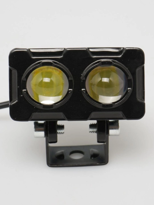 Avtomobilning old va orqa qismlari uchun LED chiroqlar