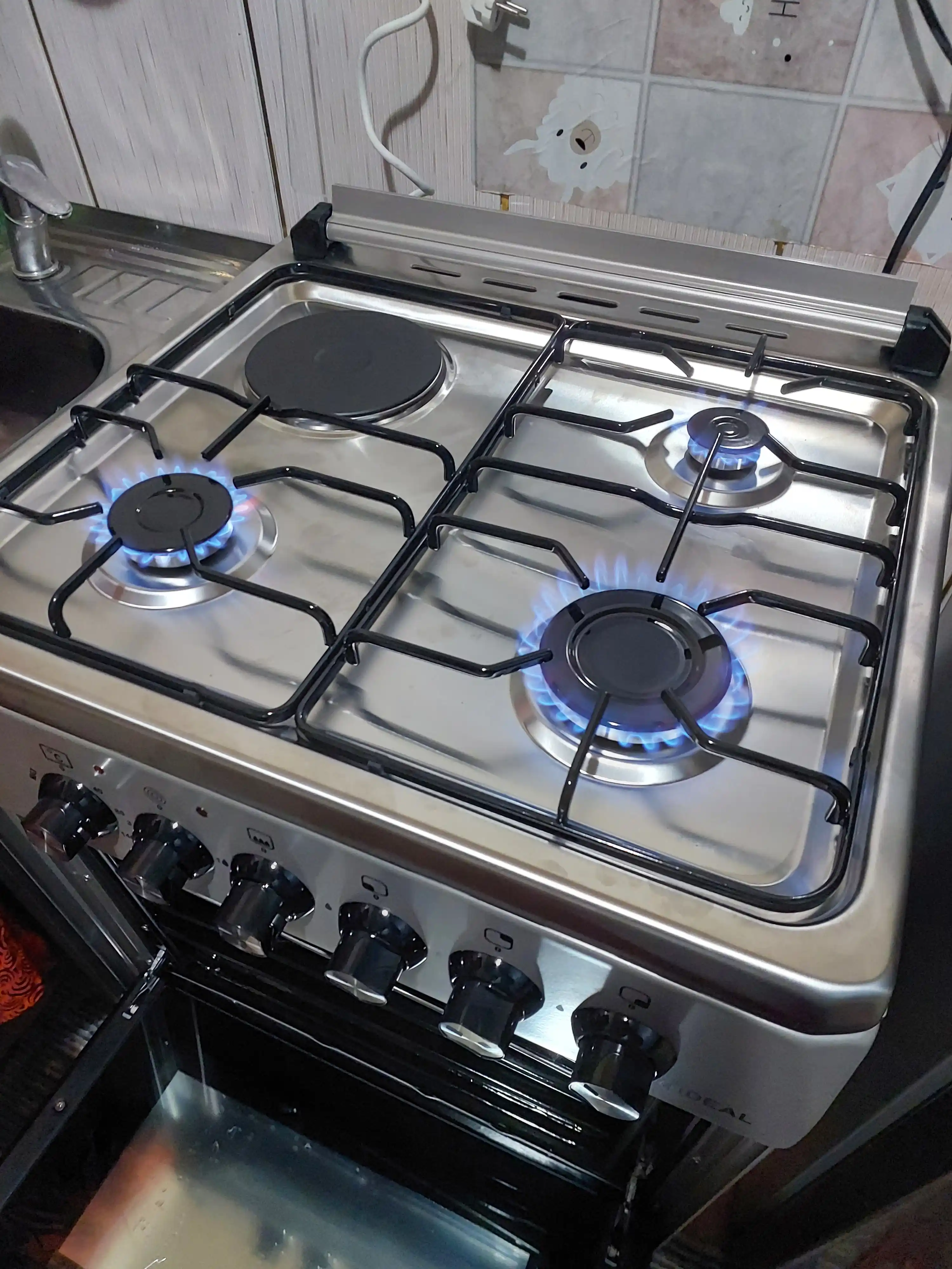 Газовая плита Ideal L325, 3+1 конфорки, oбъем духовки 65 л, 60 * 60