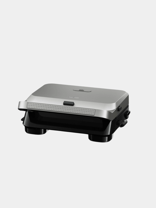Elektr gril Braun SM5006 sendvichlar uchun 800 Vt quvvatli va yopishmaydigan qoplamali