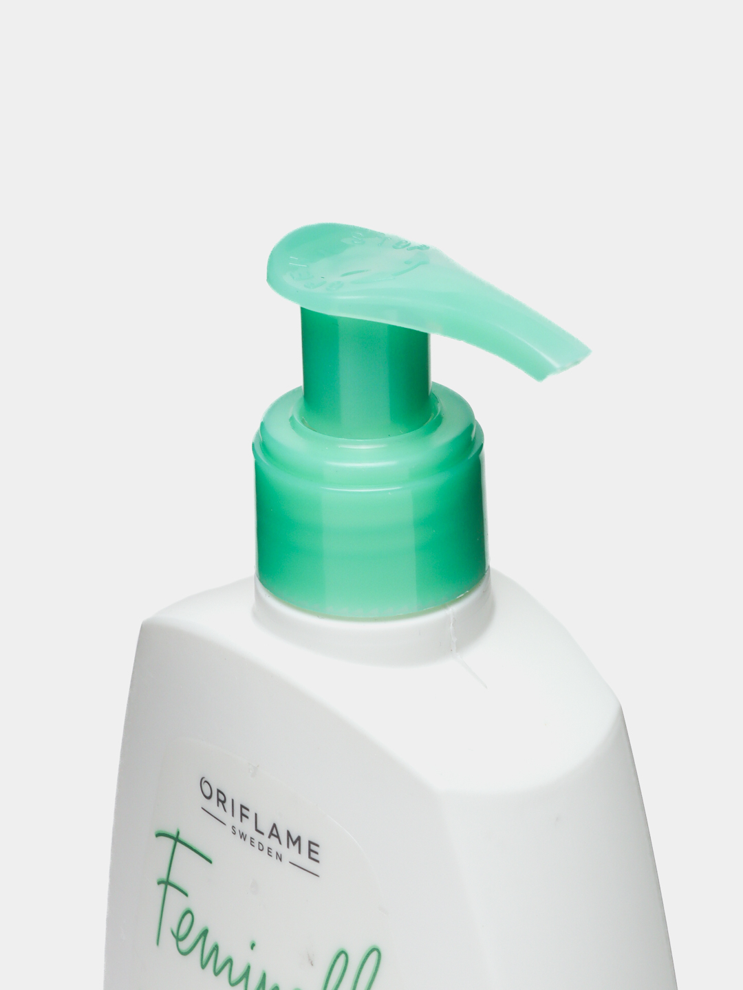 Yalangoch va chiroyli ayollar fotosuratlarda Yalangoch qizlar uy tozalaydi