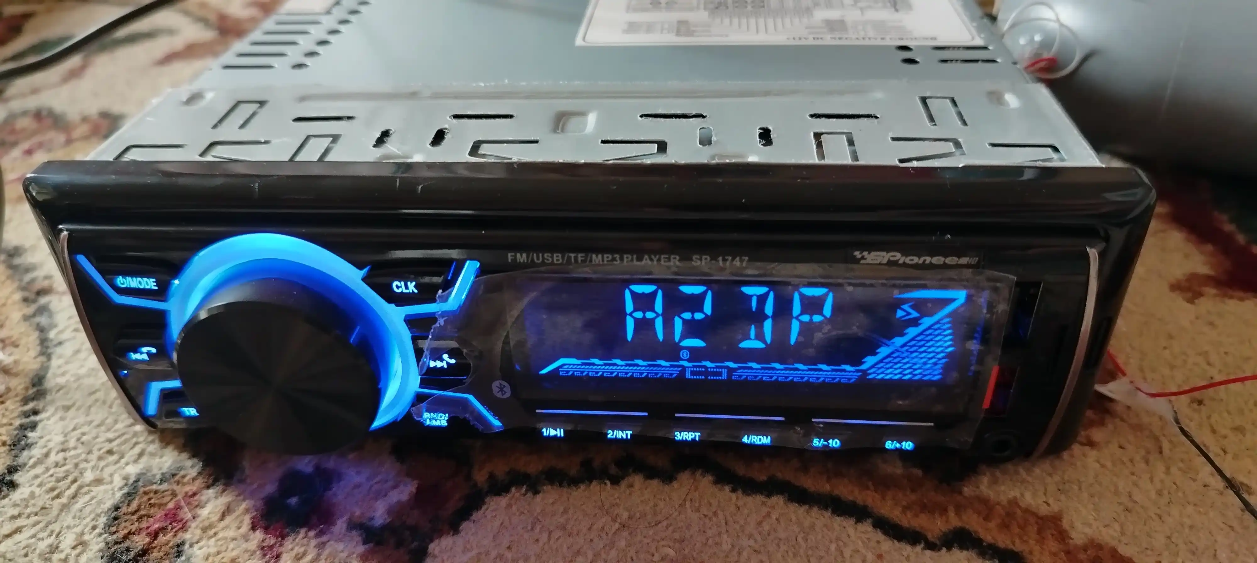 Автомагнитола MP3-плеер Pioner Bluetooth USB AUX FM Y-GOLD 1747