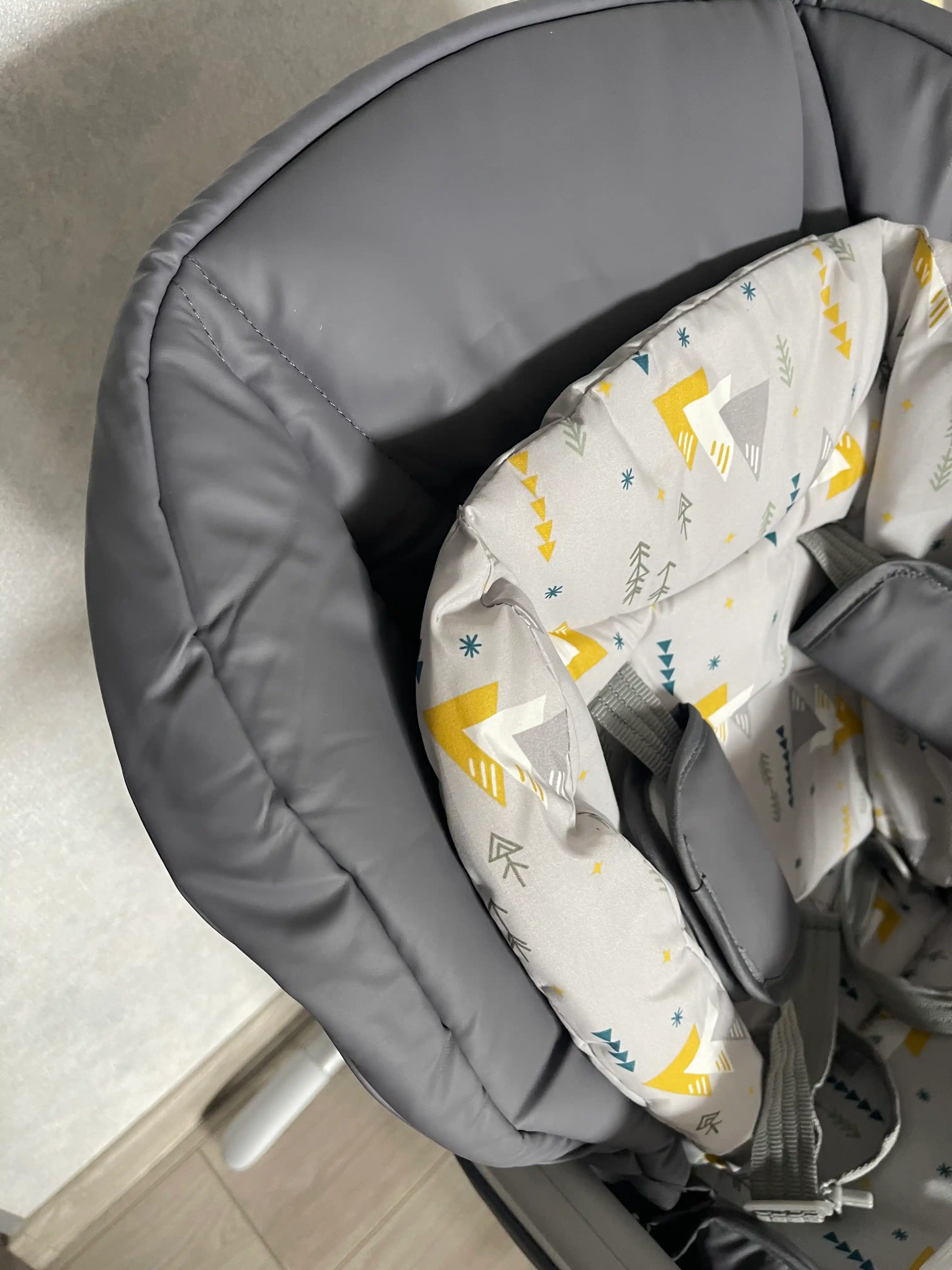 Стульчик для кормления Joie Mimzy Spin 3 в 1