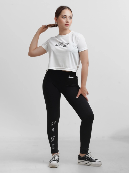 Ayollar uchun sport zal va fitnes uchun 2 qismli sport kiyimi