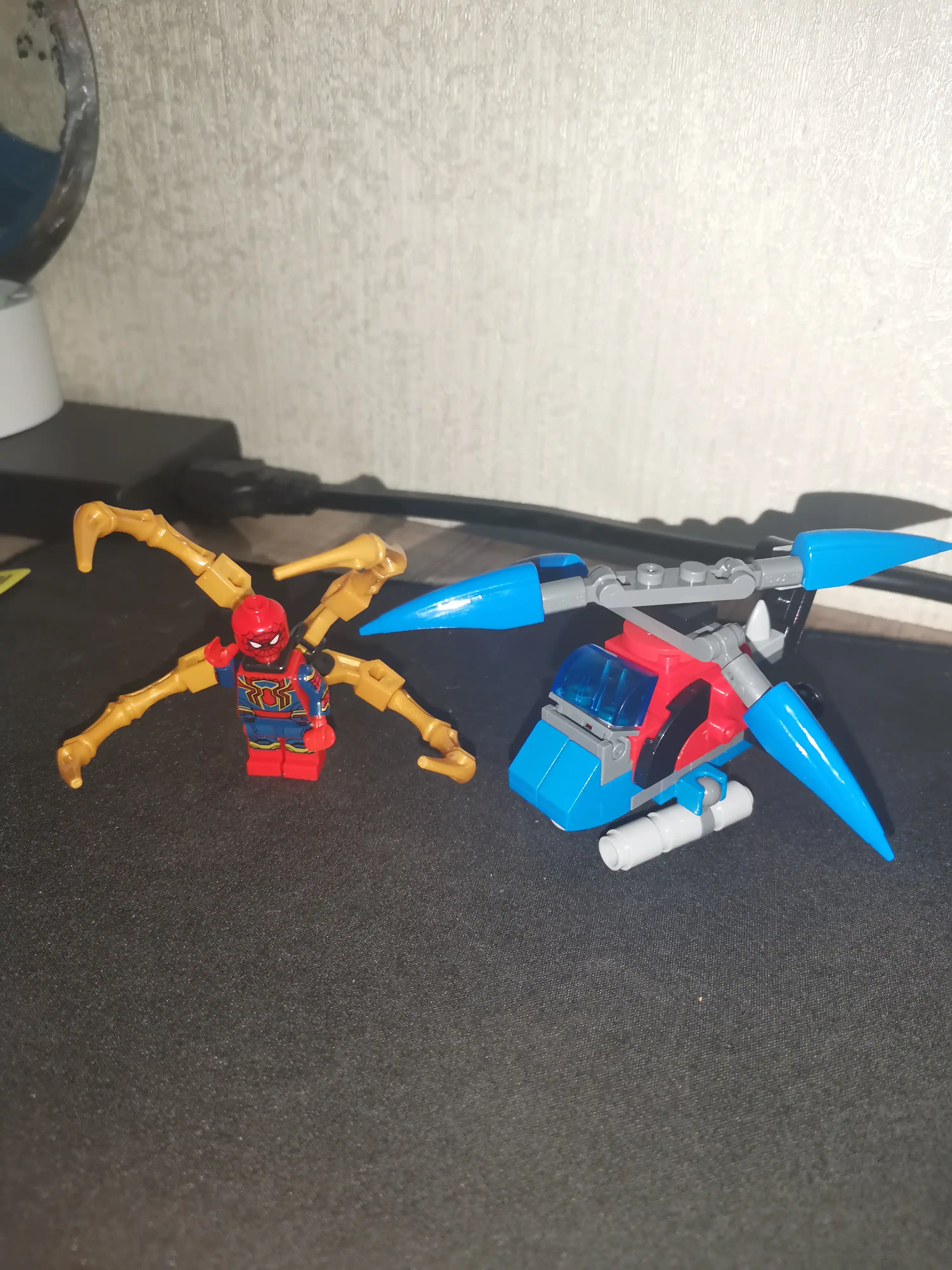 Lego mos konstruktor, lego avtomobil, samolyot, politsiya, vertolyot