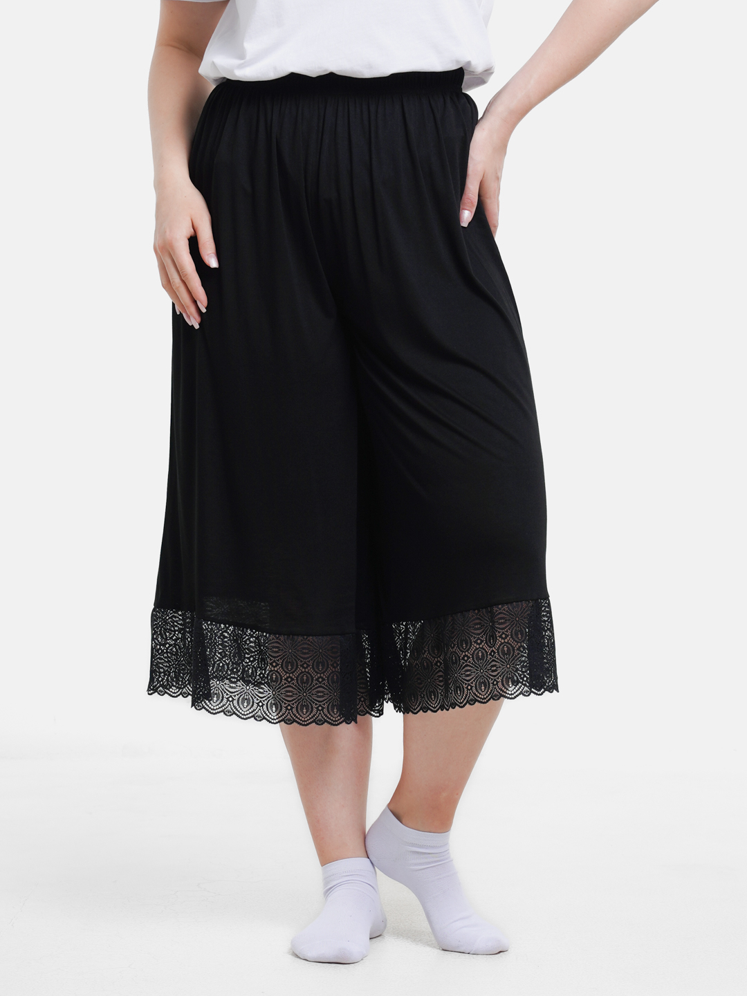 Ayolda qulni sikadi Mylene Demonjo yalangoch porno jinsiy aloqa