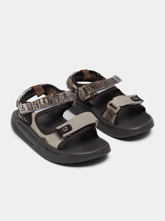 O'g'il bolalar uchun sandalilar - 