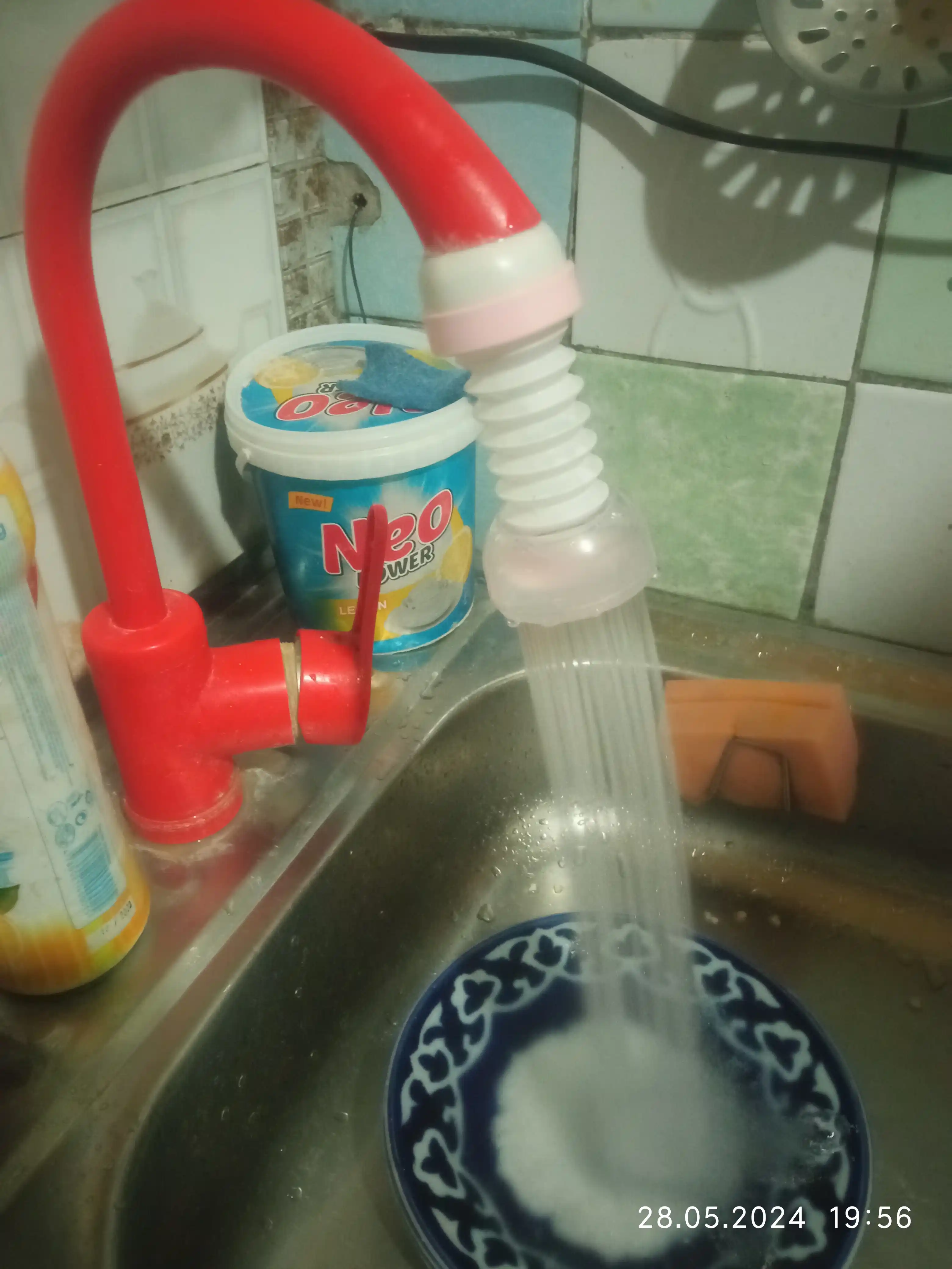 Nasadka kran ustiga