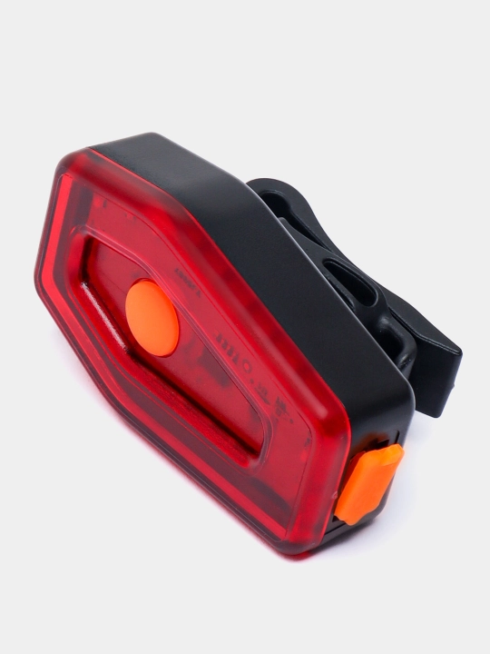 Umumiy chiroq batareya bilan ishlaydi USB orqali quvvatlanadi ish vaqti 4,5 soatgacha