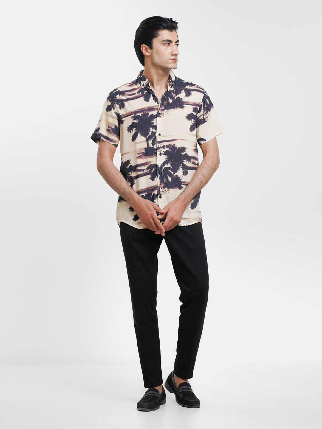 Chexiya porno onlayn Porno film: Ichki kiyim tortmasi