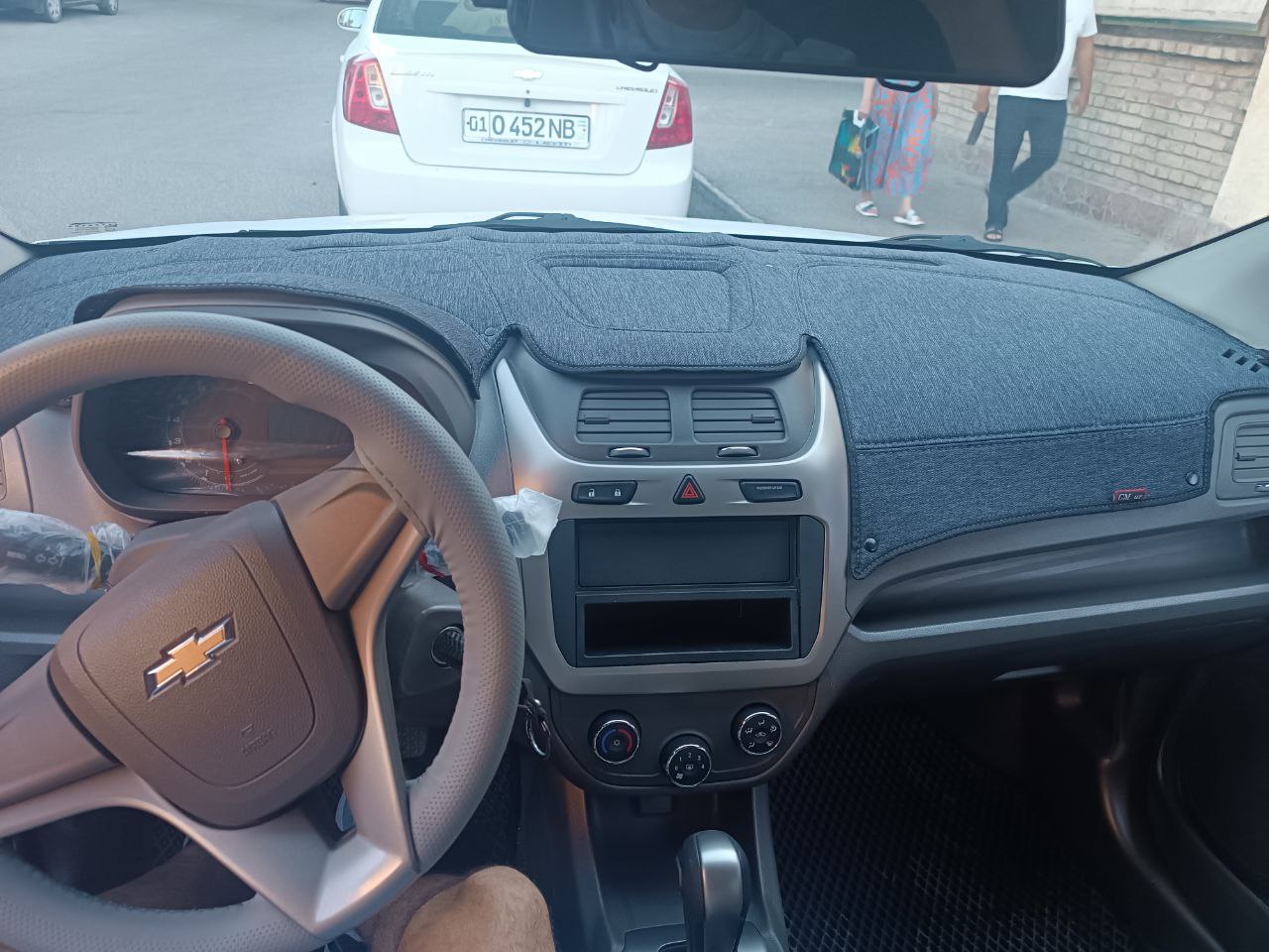 Джинсовые чехлы, коврики, накидки на торпеду автомобиля, Cobalt, Lacetti, Spark