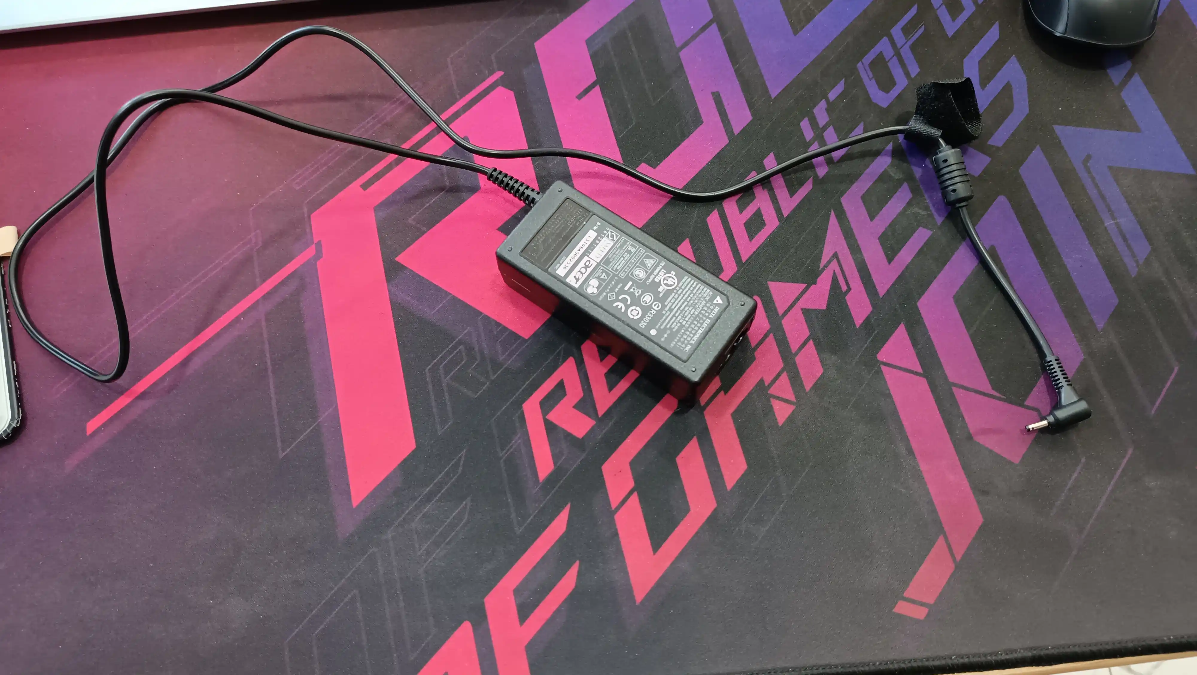 Зарядка для ноутбука Acer 19V 3.42A 65W блок питания маленький конец