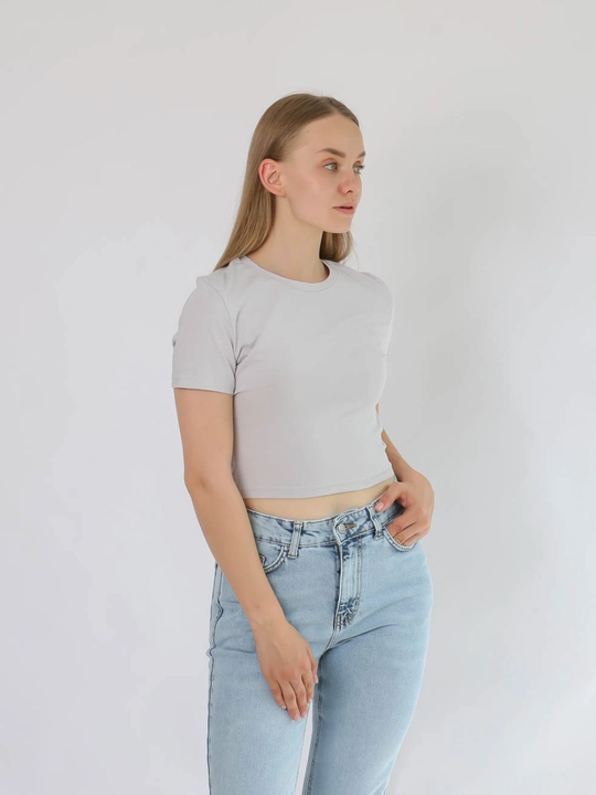 Женская футболка Slim Fit из трикотажа - 