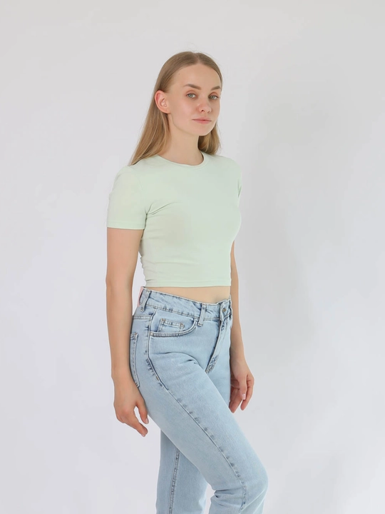Женская футболка Slim Fit из трикотажа - 