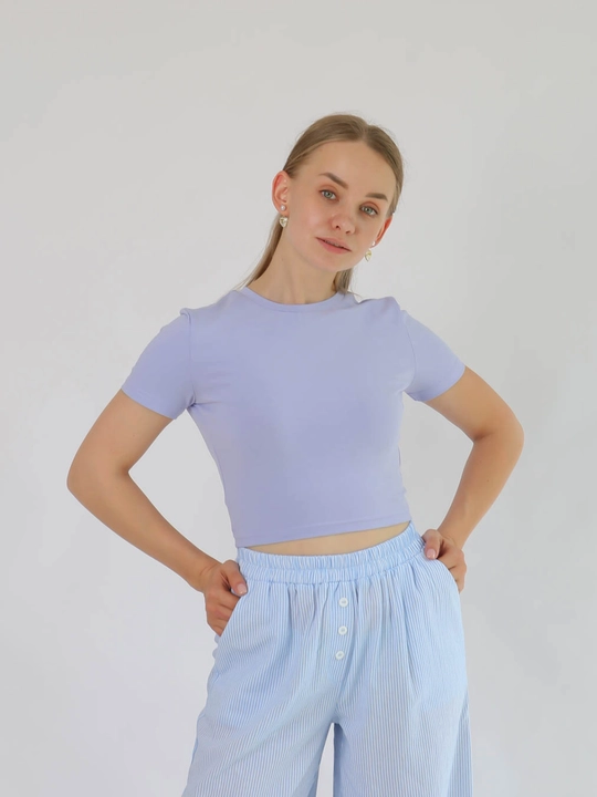 Женская футболка Slim Fit из трикотажа - 