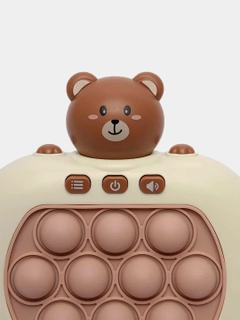 Коричневый