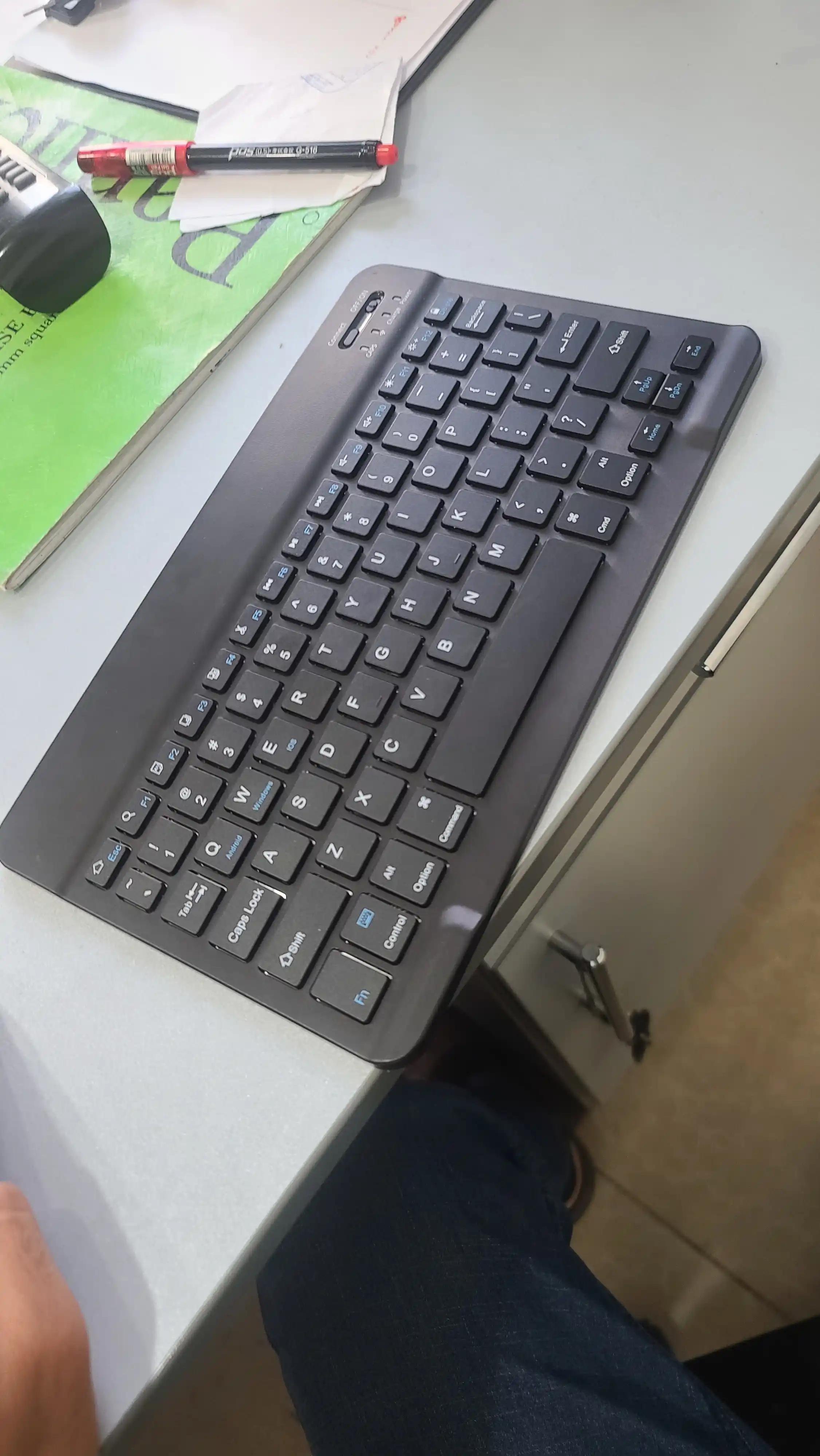 Ultrayupqa Bluetooth klaviatura, simsiz yupqa mini klaviatura