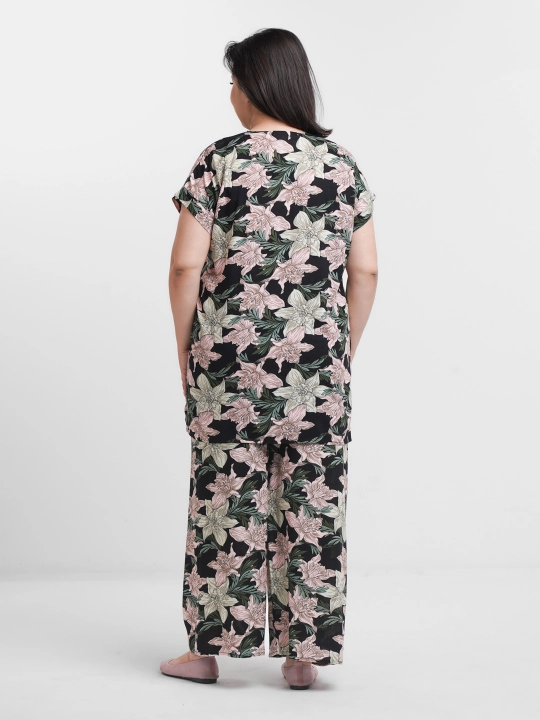Ayollar kostyumi, oversize, tunika va shim, o‘lchami 46-52