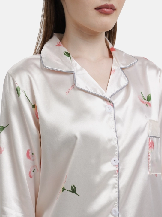 Ayollar uchun pijama to'plami