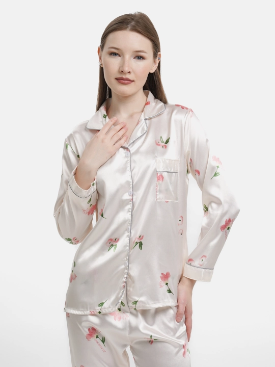 Ayollar uchun pijama to'plami