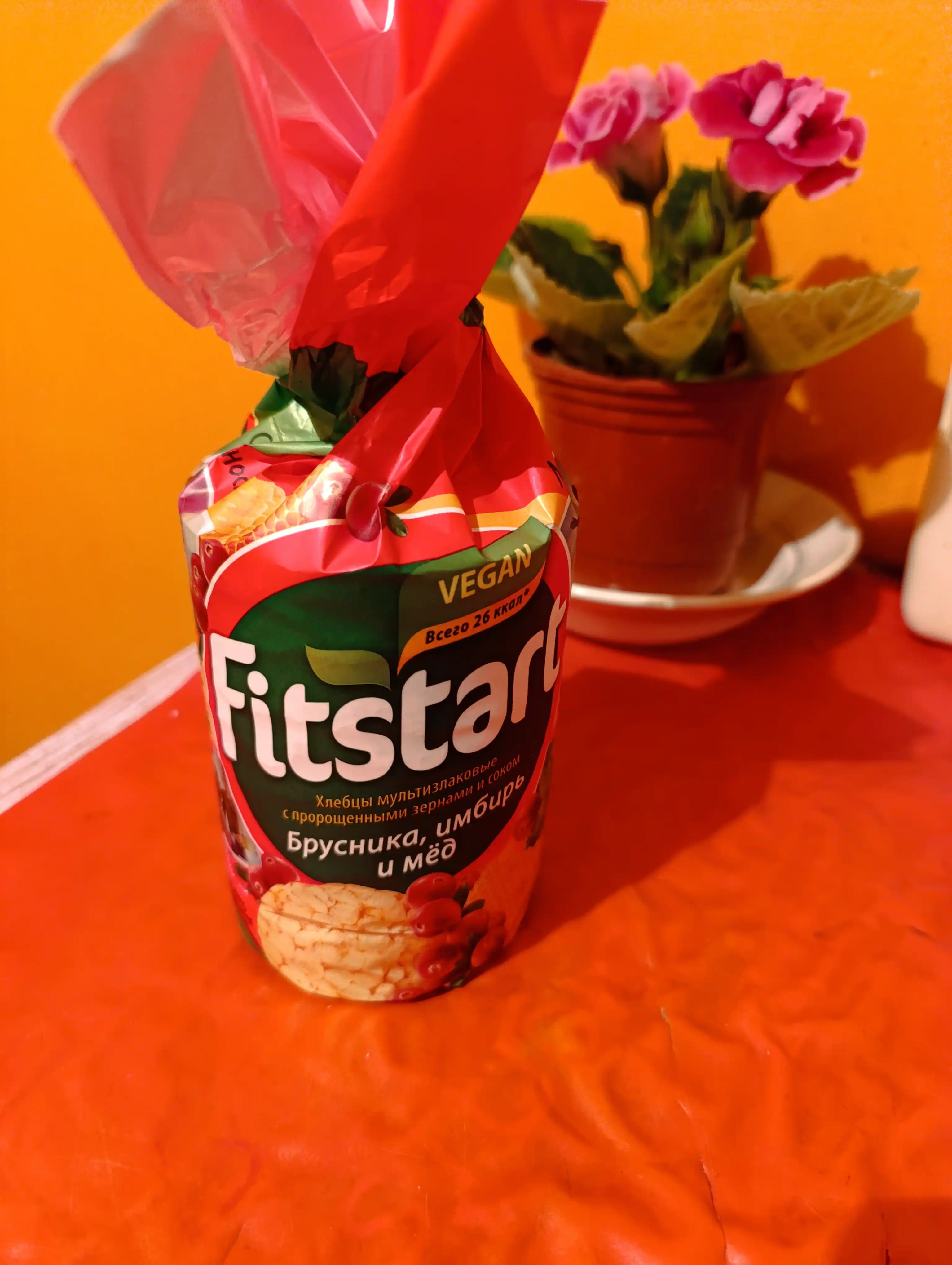 Хлебцы Fitstart мультизлаковые Брусника, Имбирь и Мёд, 100гр