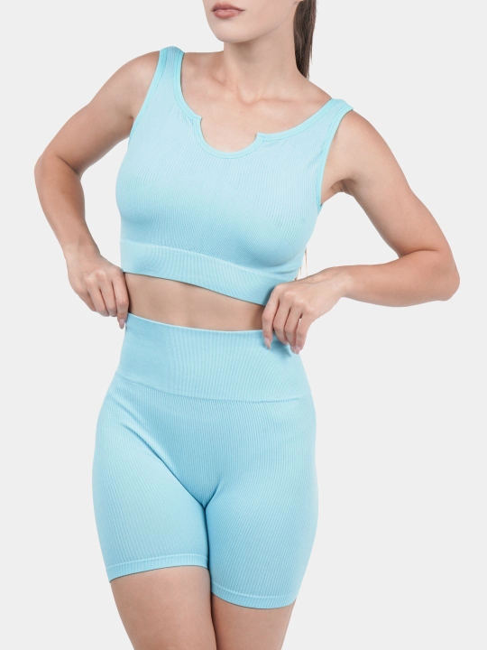 Ayollar sport kostyumi: 42-48 o'lchamdagi velosiped shorti va top